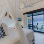 Batu Karang Lembongan Resort - Junior Suite/Schlafzimmer mit Meerblick