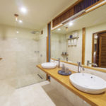 Komodo Resort - Grand View/Beach Suite, Badezimmer